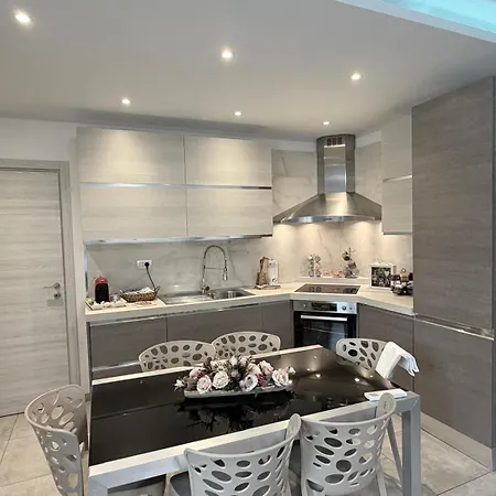 Vittoria Di Apartment